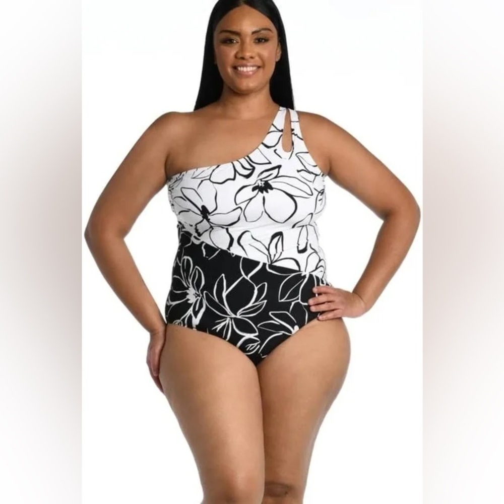La Blanca Moonlit Silhouette One Shoulder Keyhole Swimsuit Size 22W